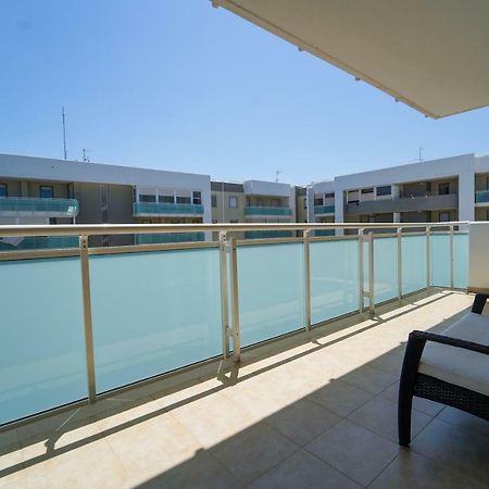 לינה וארוחת בוקר Wojtyla Airport בארי מראה חיצוני תמונה